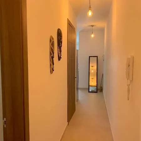 Comfortable ! Stylish ! Fully Air Conditioned ! *