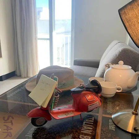 Apartment Comfortable ! Stylish ! Fully Air Conditioned ! *