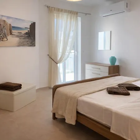 Appartamento Comfortable ! Stylish ! Fully Air Conditioned ! Sannat